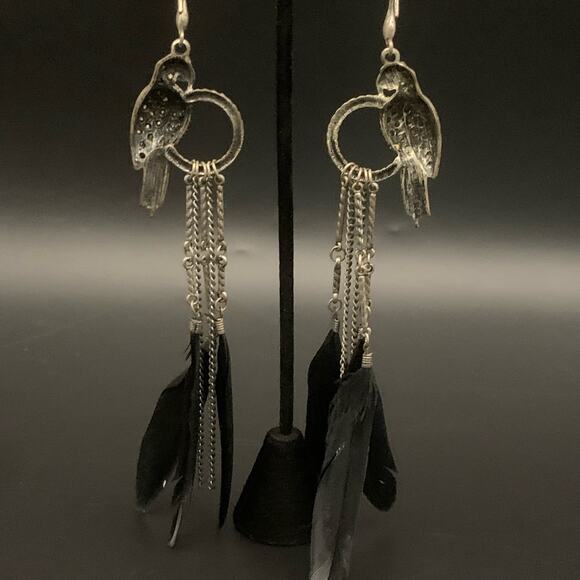 Parrot Black Feather Chandelier Dangle Statement Earrings Rhinestone Chain Link - Picture 8 of 11